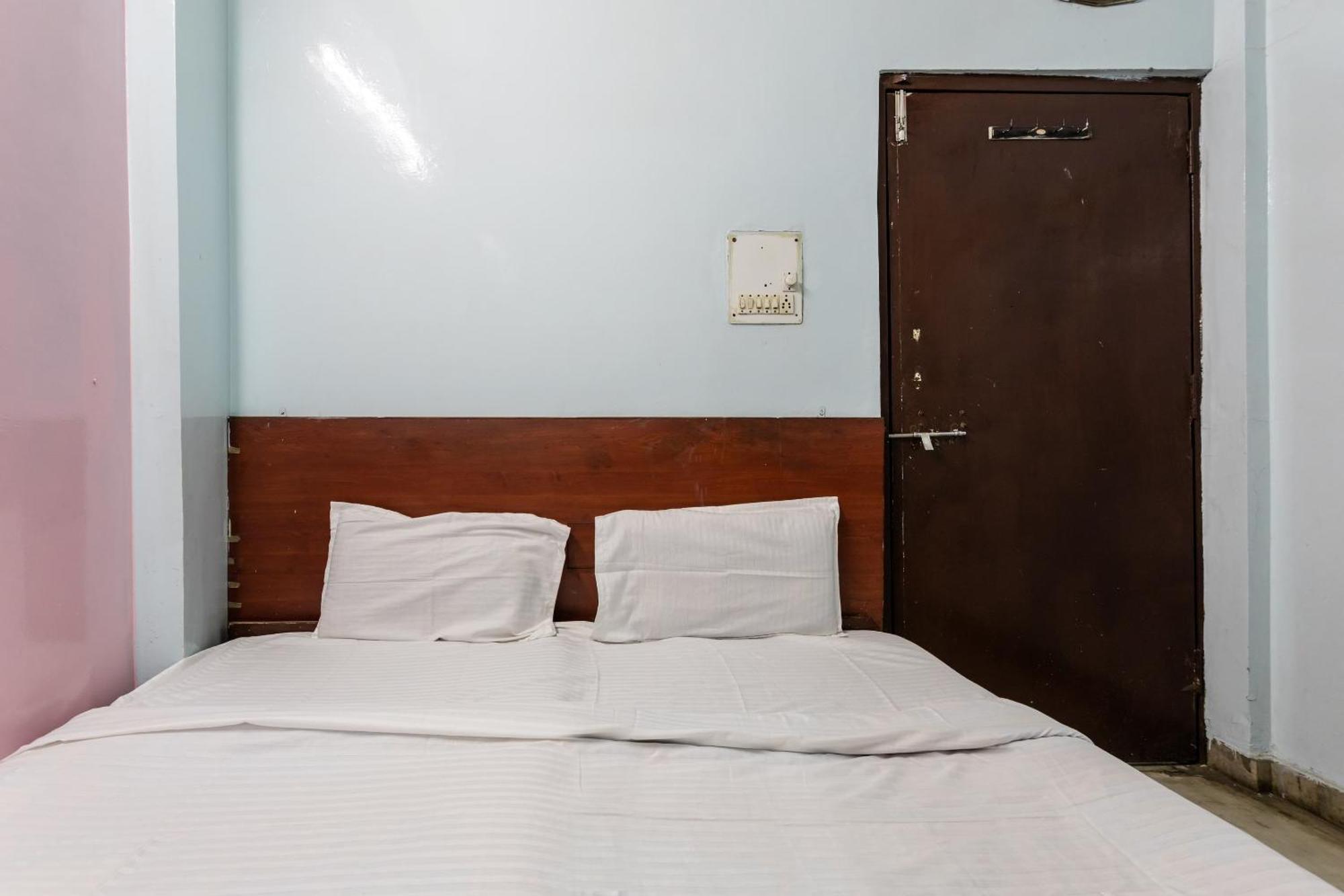 Hotel Vanilla Bhopal Bagian luar foto