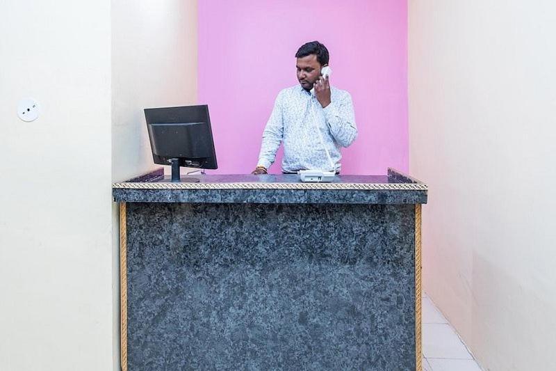 Hotel Vanilla Bhopal Bagian luar foto